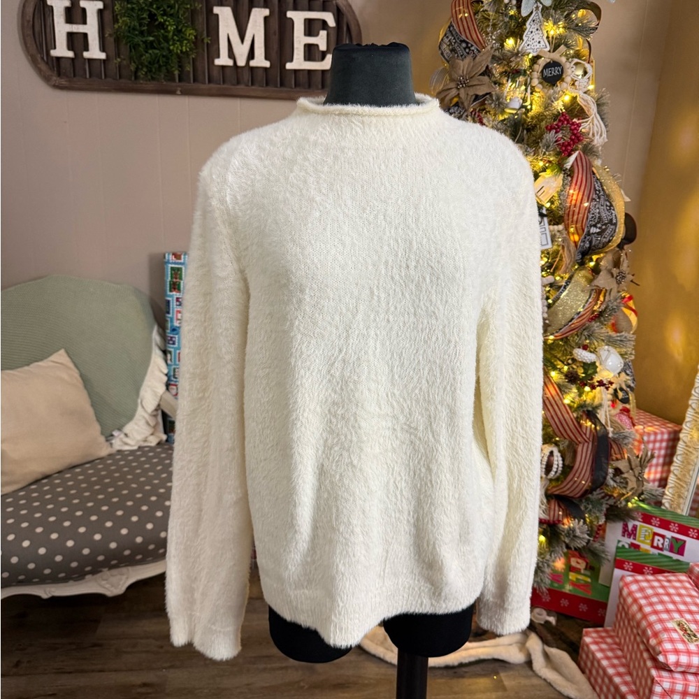 Universal Thread • Cream Ultra Soft Mock Neck Sweater